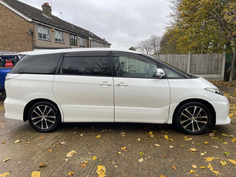 Toyota Estima  2016 (66 reg)