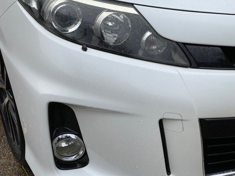 Toyota Estima  2016 (66 reg)